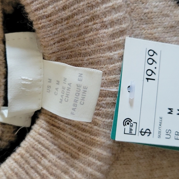 H&M-Knitted Sweater - Picture 2 of 5